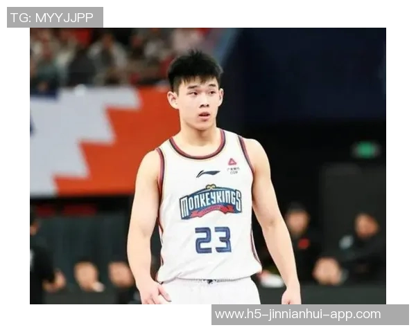 林葳分享个人成长经历：坚持探索未知领域逐步实现目标的重要性